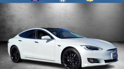 TESLA MODEL S 2018 5YJSA1E20JF282097 image